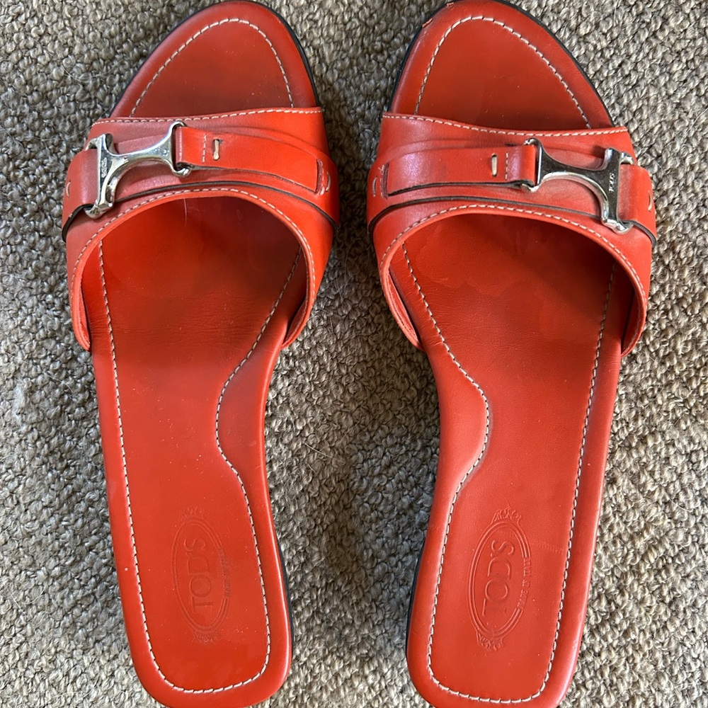 Tod’s Leather Sandles